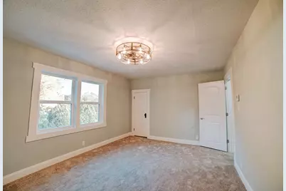 219 W Jones Street, Milford, IL 60953 - Photo 35