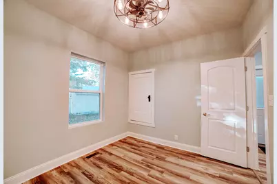 219 W Jones Street, Milford, IL 60953 - Photo 31