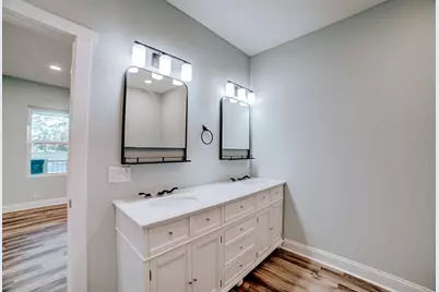 219 W Jones Street, Milford, IL 60953 - Photo 25