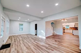 219 W Jones St, Milford, IL 60953 - Photo 21