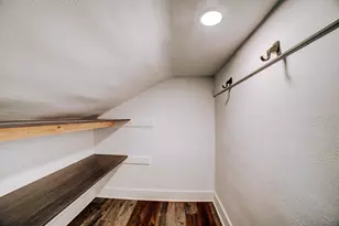 219 W Jones St, Milford, IL 60953 - Photo 41