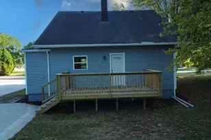 219 W Jones St, Milford, IL 60953 - Photo 7