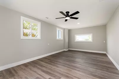 16632 Sawyer Avenue, Markham, IL 60428 - Photo 9