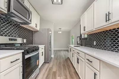 16632 Sawyer Avenue, Markham, IL 60428 - Photo 7