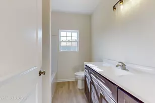 593 Farm St, Crete, IL 60417 - Photo 21