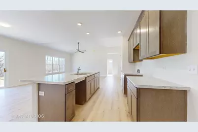 593 Farm Street, Crete, IL 60417 - Photo 9