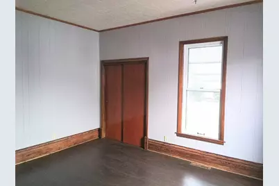 108 N Wesley Avenue, Mount Morris, IL 61054 - Photo 9