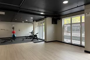 3045 W Irving Park Rd, Chicago, IL 60618 - Photo 3