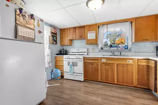 411 S Walnut Ave, Forreston, IL 61030 - Photo 5