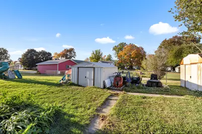 411 S Walnut Avenue, Forreston, IL 61030 - Photo 17