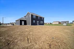 24 Stonehouse Ct, Bloomington, IL 61705 - Photo 43