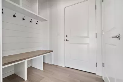 24 Stonehouse Court, Bloomington, IL 61705 - Photo 7