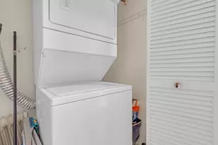 2915 N Clybourn Ave, Chicago, IL 60618 - Photo 17