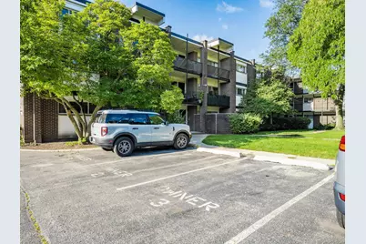 4710 Russett Lane #R1, Skokie, IL 60076 - Photo 15