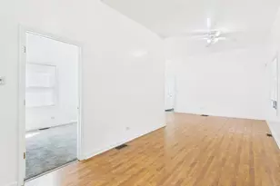 8535 S Givins Ct, Chicago, IL 60620 - Photo 7