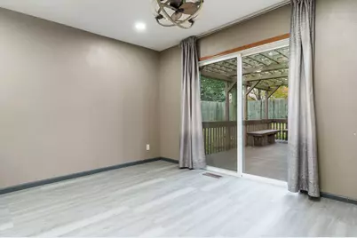 3075 Derbyshire Drive, Machesney Park, IL 61115 - Photo 11