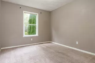 3075 Derbyshire Dr, Machesney Park, IL 61115 - Photo 25