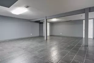 3075 Derbyshire Dr, Machesney Park, IL 61115 - Photo 31