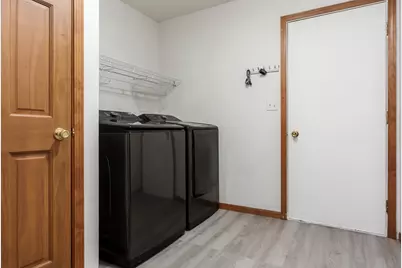 3075 Derbyshire Drive, Machesney Park, IL 61115 - Photo 29