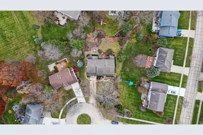 1404 Amy Lane, Libertyville, IL 60048 - Photo 41