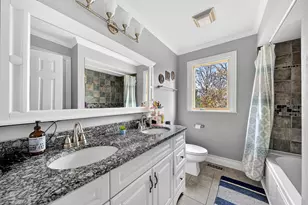 1404 Amy Ln, Libertyville, IL 60048 - Photo 31