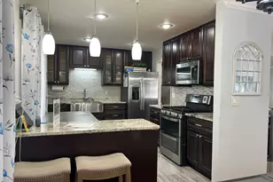 410 E Garwood Ave, Mount Prospect, IL 60056 - Photo 7