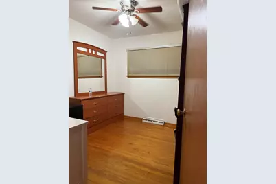 410 E Garwood Avenue, Mount Prospect, IL 60056 - Photo 17