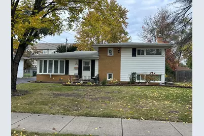 410 E Garwood Avenue, Mount Prospect, IL 60056 - Photo 1