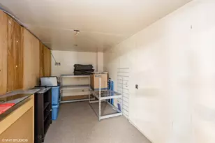 6846 N Dowagiac Ave, Chicago, IL 60646 - Photo 33