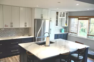 949 Millcreek Cir, Elgin, IL 60123 - Photo 5