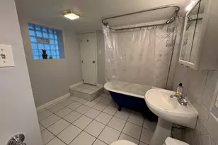 1822 W Greenleaf Ave, Chicago, IL 60626 - Photo 13