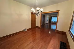 1822 W Greenleaf Ave, Chicago, IL 60626 - Photo 7