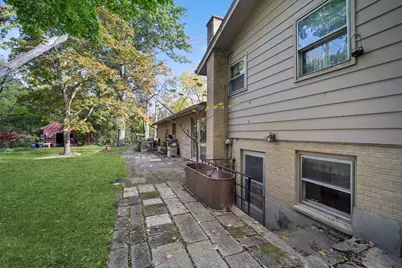1068 N Hainesville Road, Round Lake, IL 60073 - Photo 21