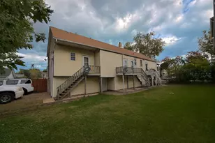 10434 S Ave N, Chicago, IL 60617 - Photo 3