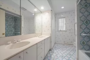 236 Bristol St, Northfield, IL 60093 - Photo 21