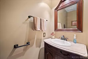 39W955 Deer Run Dr, Saint Charles, IL 60175 - Photo 13