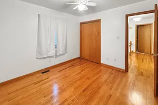 1105 Summit Dr, Lockport, IL 60441 - Photo 15