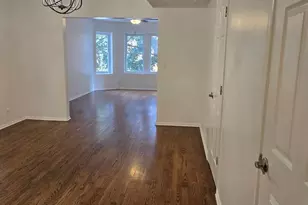 6518 N Mozart St, Chicago, IL 60645 - Photo 13