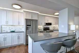 3950 N Lake Shore Dr, Chicago, IL 60613 - Photo 11