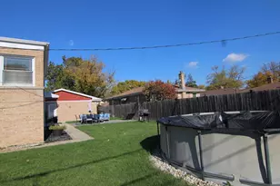 [Address not provided], Niles, IL 60714 - Photo 7