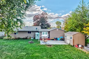 618 Fort St, Ottawa, IL 61350 - Photo 21