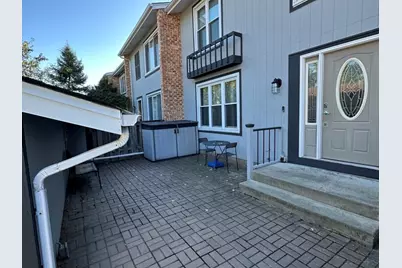 224 Oakwood Lane, Bloomingdale, IL 60108 - Photo 5