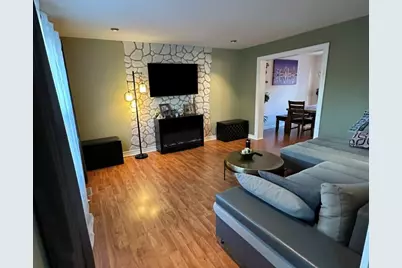 224 Oakwood Lane, Bloomingdale, IL 60108 - Photo 9