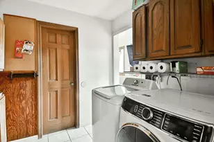 9221 Dirkshire Dr, Woodstock, IL 60098 - Photo 13