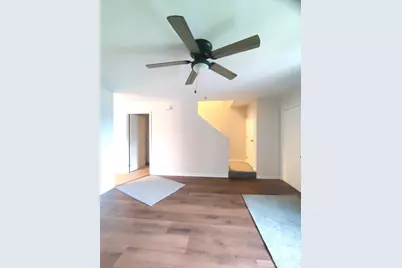 117 Colonial Parkway #A, Yorkville, IL 60560 - Photo 3