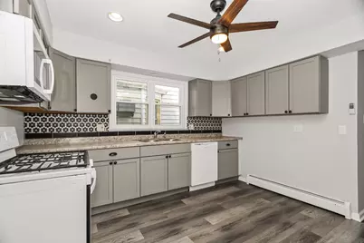 4028 W Waveland Avenue, Chicago, IL 60641 - Photo 7