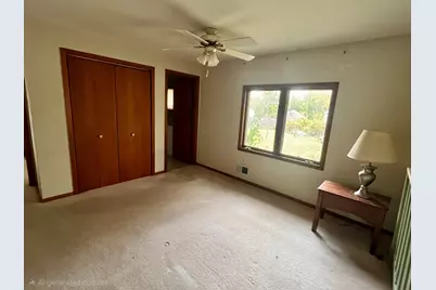 10 E Piper City Street, Piper City, IL 60959 - Photo 11