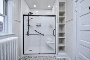 223 N Ellsworth St, Naperville, IL 60540 - Photo 23