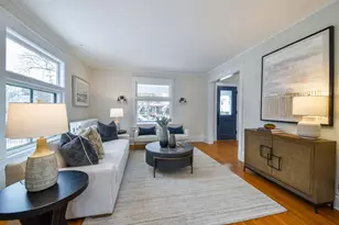 223 N Ellsworth St, Naperville, IL 60540 - Photo 3