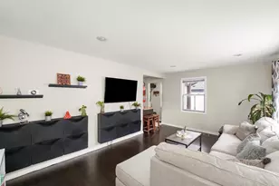 4101 Owl Dr, Rolling Meadows, IL 60008 - Photo 7